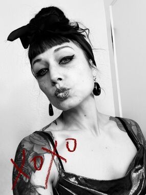 Meet your Posher, V.